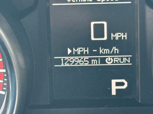 Used 2011 Jeep Grand Cherokee Limited image 11