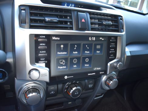 Used 2022 Toyota 4Runner SR5 Premium w/ Moonroof Package AWD/4WD image 14