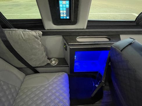 Used 2019 Mercedes-Benz Sprinter 170 image 22