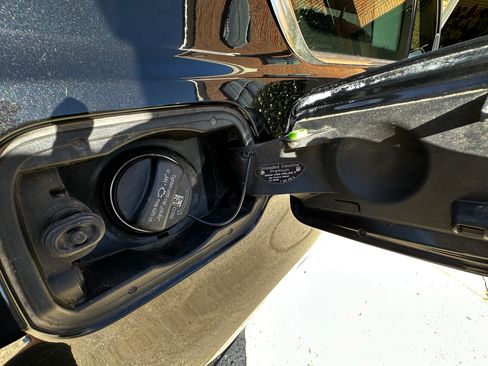 Used 2010 BMW 328i xDrive Coupe image 19