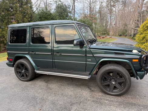 Used 2015 Mercedes-Benz G 550 image 4