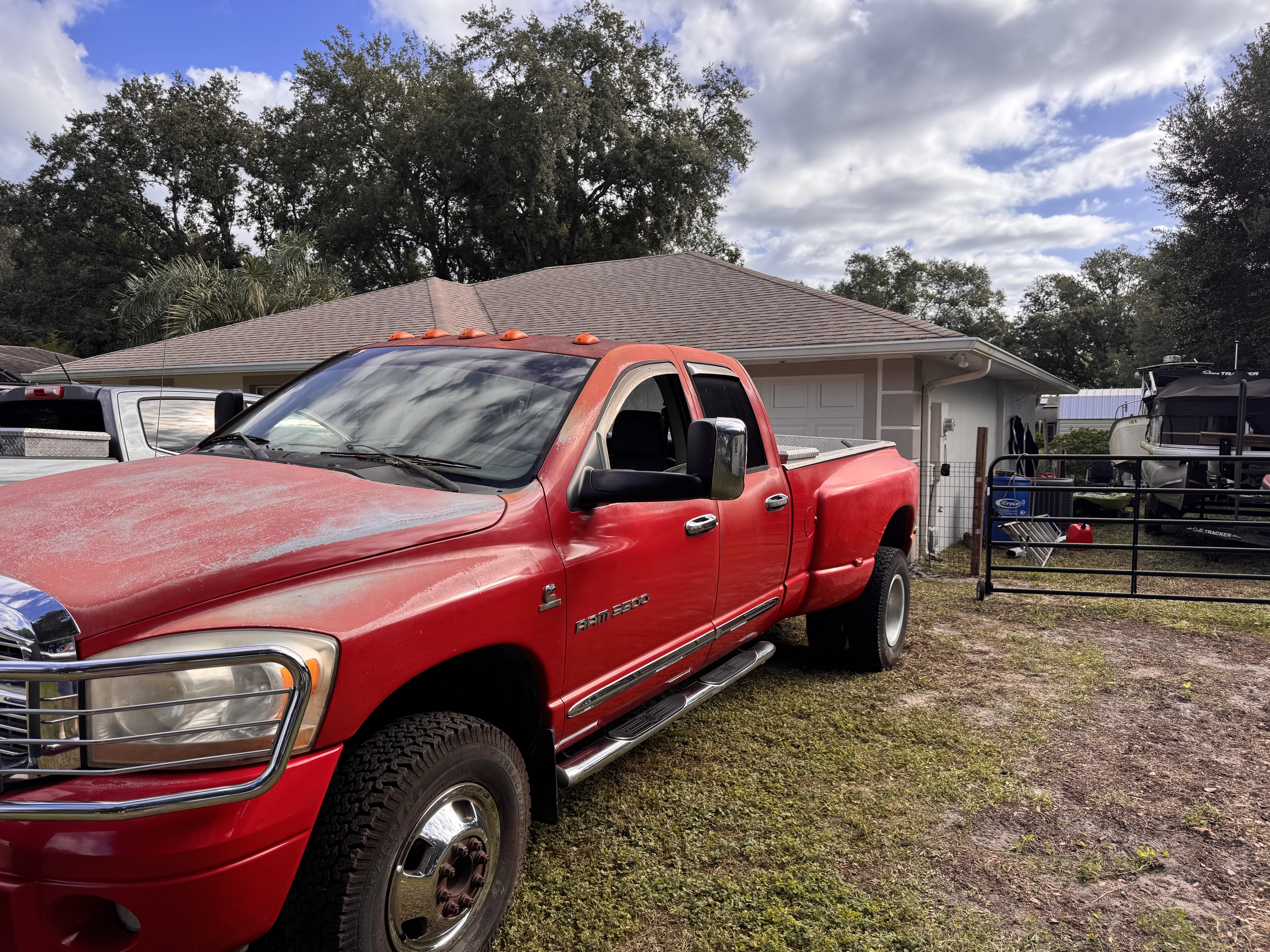 Used 2006 Dodge Ram 3500 Truck Laramie w/ Trailer Tow Group AWD/4WD image 13