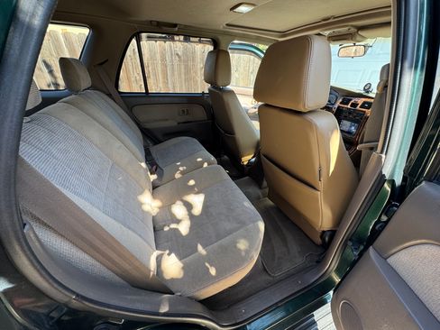Used 2000 Toyota 4Runner SR5 RWD image 16