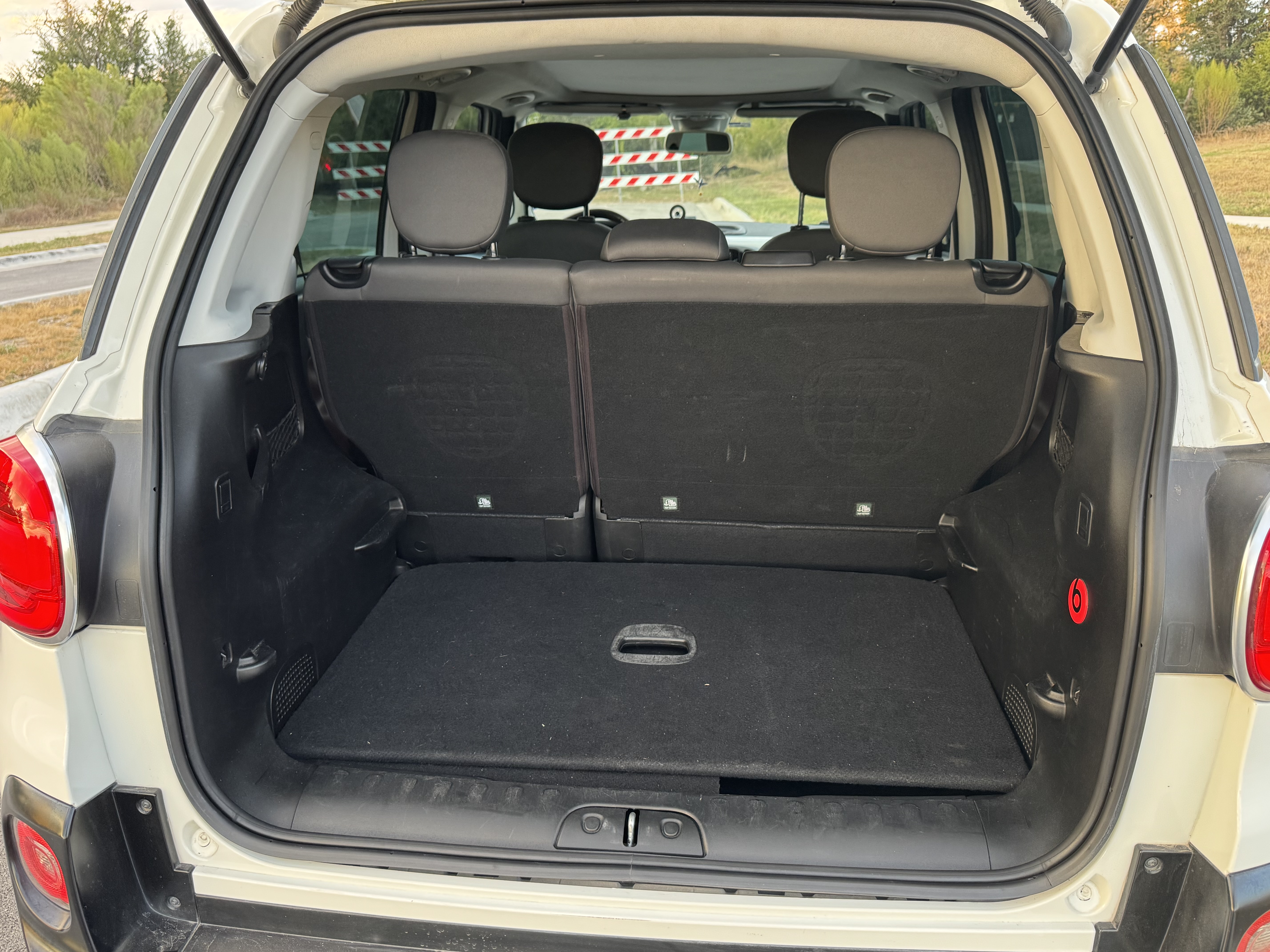 Used 2014 FIAT 500L Trekking w/ Popular Equipment Group FWD image 15