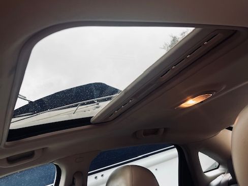 Used 2006 Chevrolet Impala SS image 13