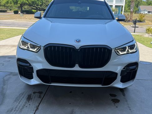 Used 2023 BMW X5 M50i w/ Executive Package image 1