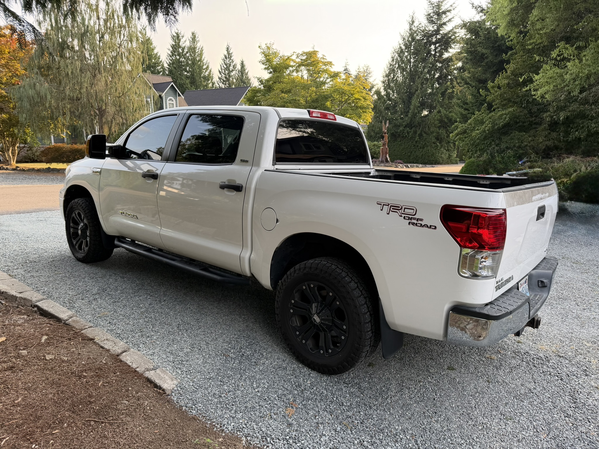 Used 2012 Toyota Tundra SR5 AWD/4WD image 5