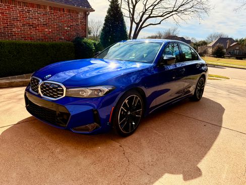 Used 2024 BMW M340i w/ Premium Package image 1