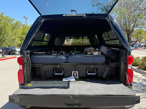 Used 2022 Chevrolet Silverado 2500 High Country w/ Safety Package II AWD/4WD image 15