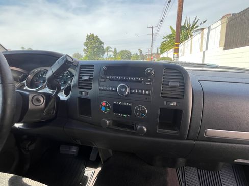 Used 2007 Chevrolet Silverado 1500 LT w/ California Package image 15