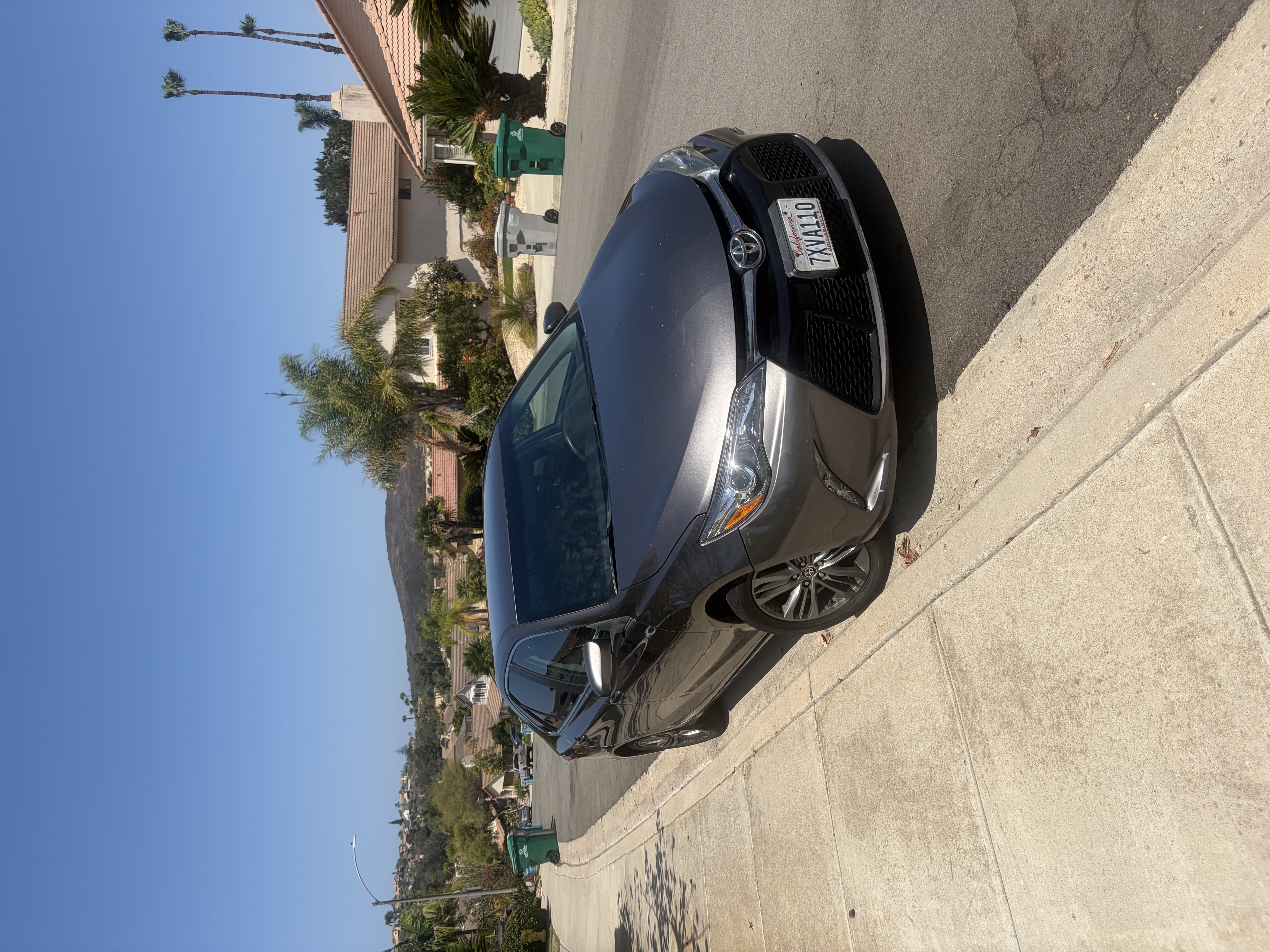 Used 2017 Toyota Camry SE FWD image 6