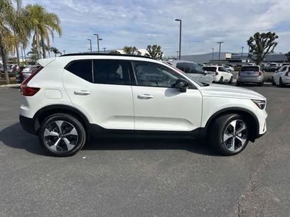 Used 2026 Volvo XC40 B5 Plus w/ Protection Package Premier