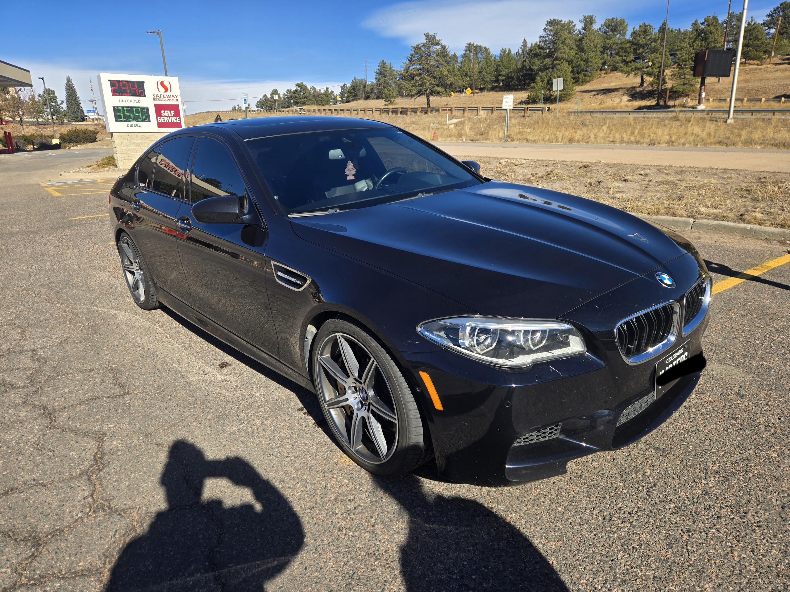 Used 2016 BMW M5 RWD image 14