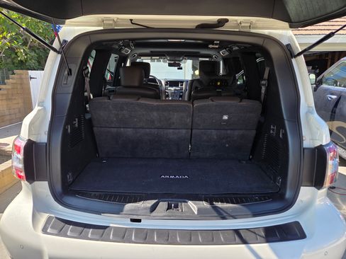 Used 2019 Nissan Armada Platinum w/ Captain's Chairs Package image 11