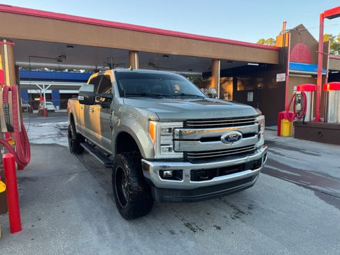 Used 2019 Ford F250 Lariat w/ Lariat Ultimate Package image 1