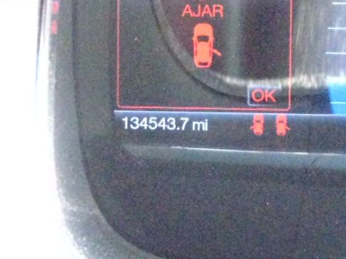 Used 2013 Ford Taurus SEL FWD image 12