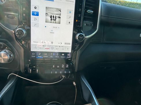 Used 2022 RAM 1500 Laramie image 11