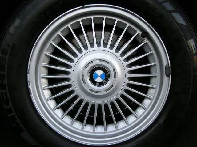 Used 2000 BMW 750iL RWD image 19