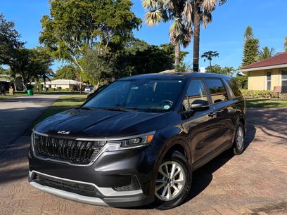 Used 2023 Kia Carnival LX