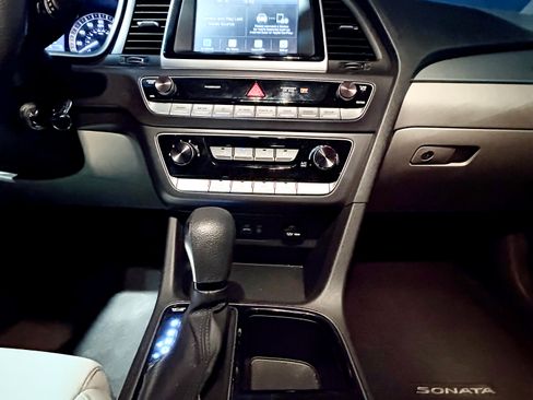Used 2018 Hyundai Sonata ECO image 25