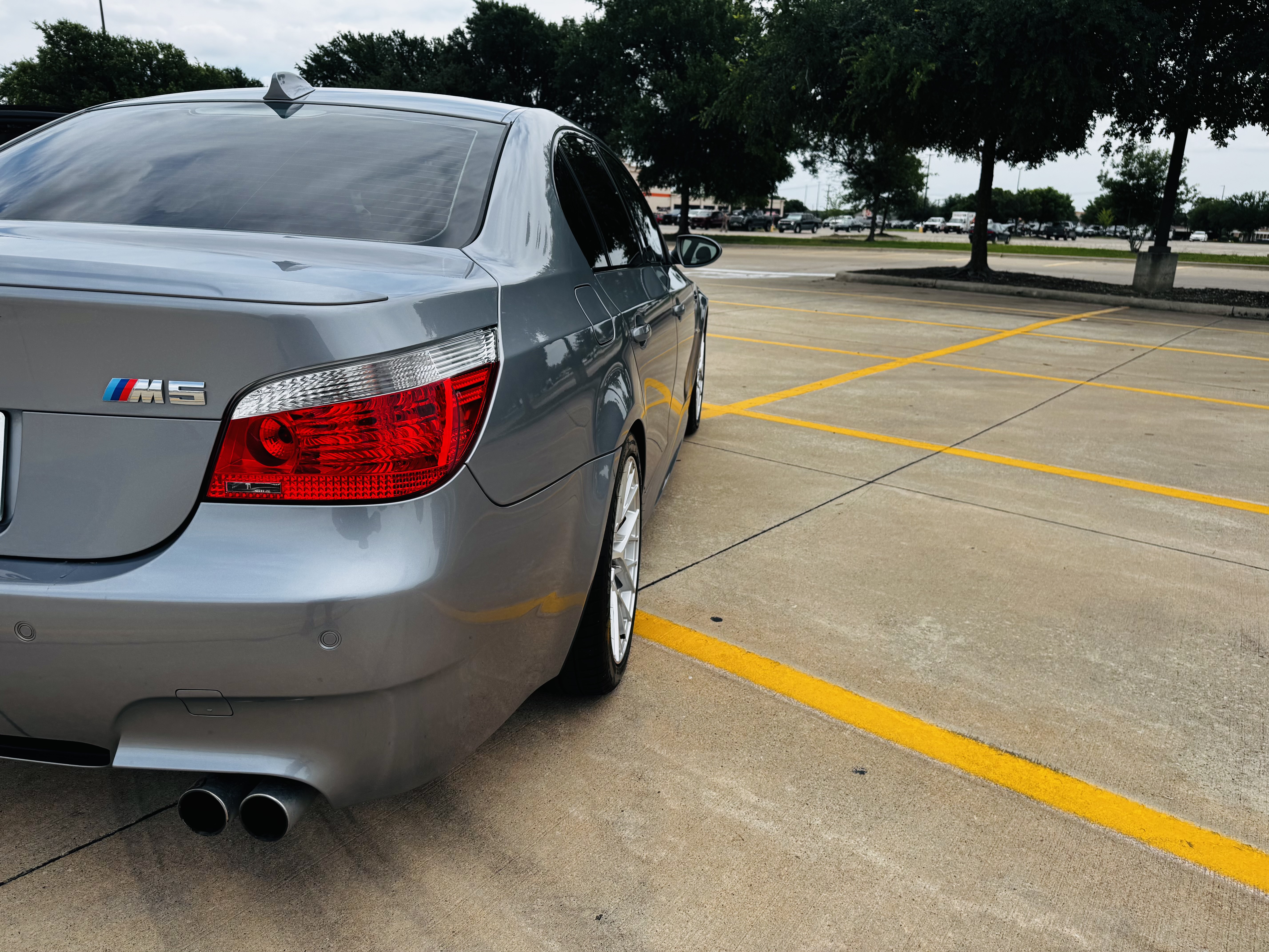 Used 2006 BMW M5 RWD image 8