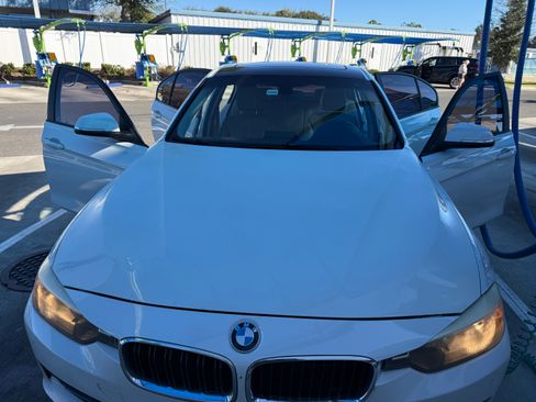 Used 2015 BMW 320i xDrive Sedan image 4