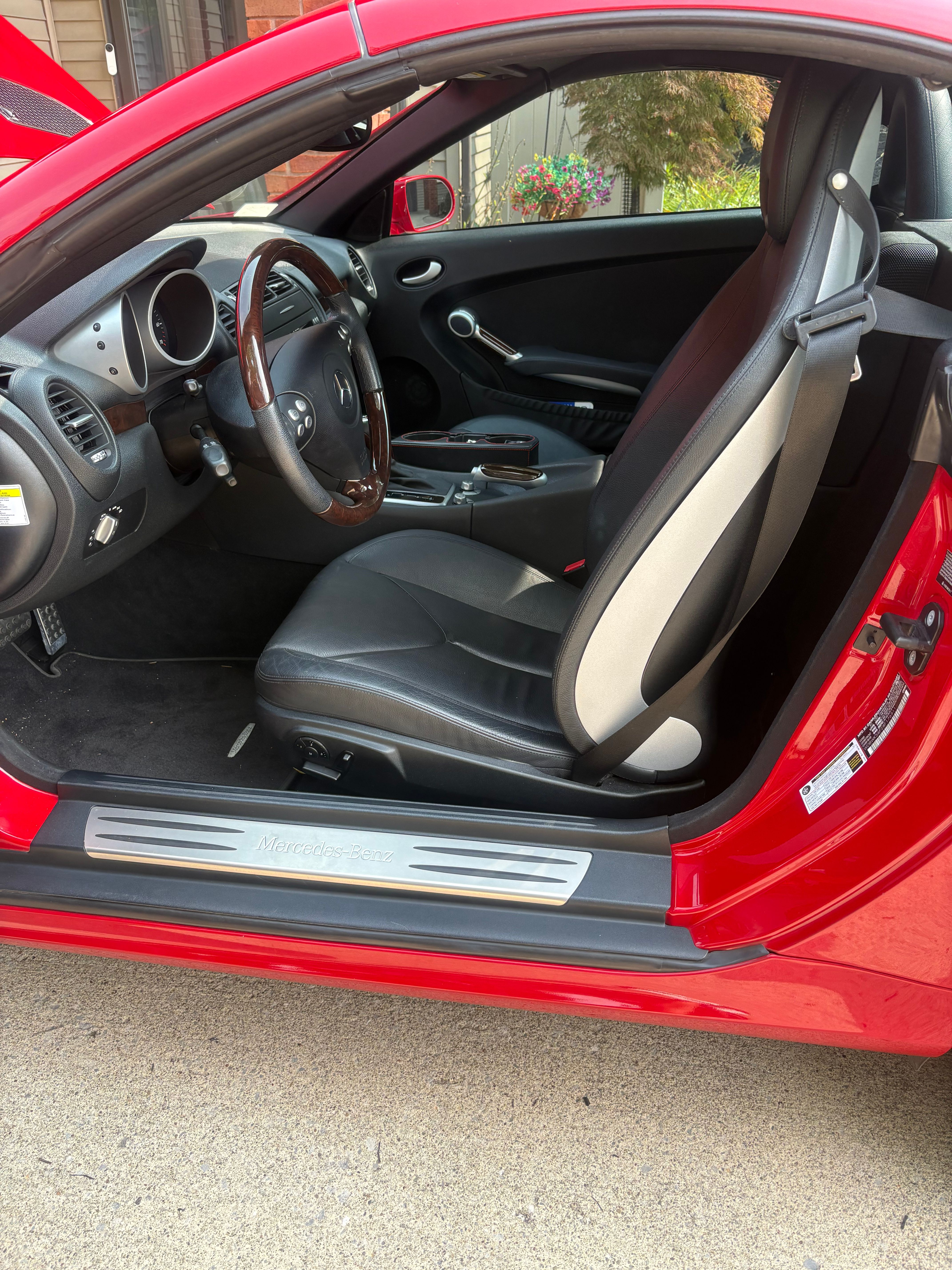 Used 2008 Mercedes-Benz SLK 350 image 4