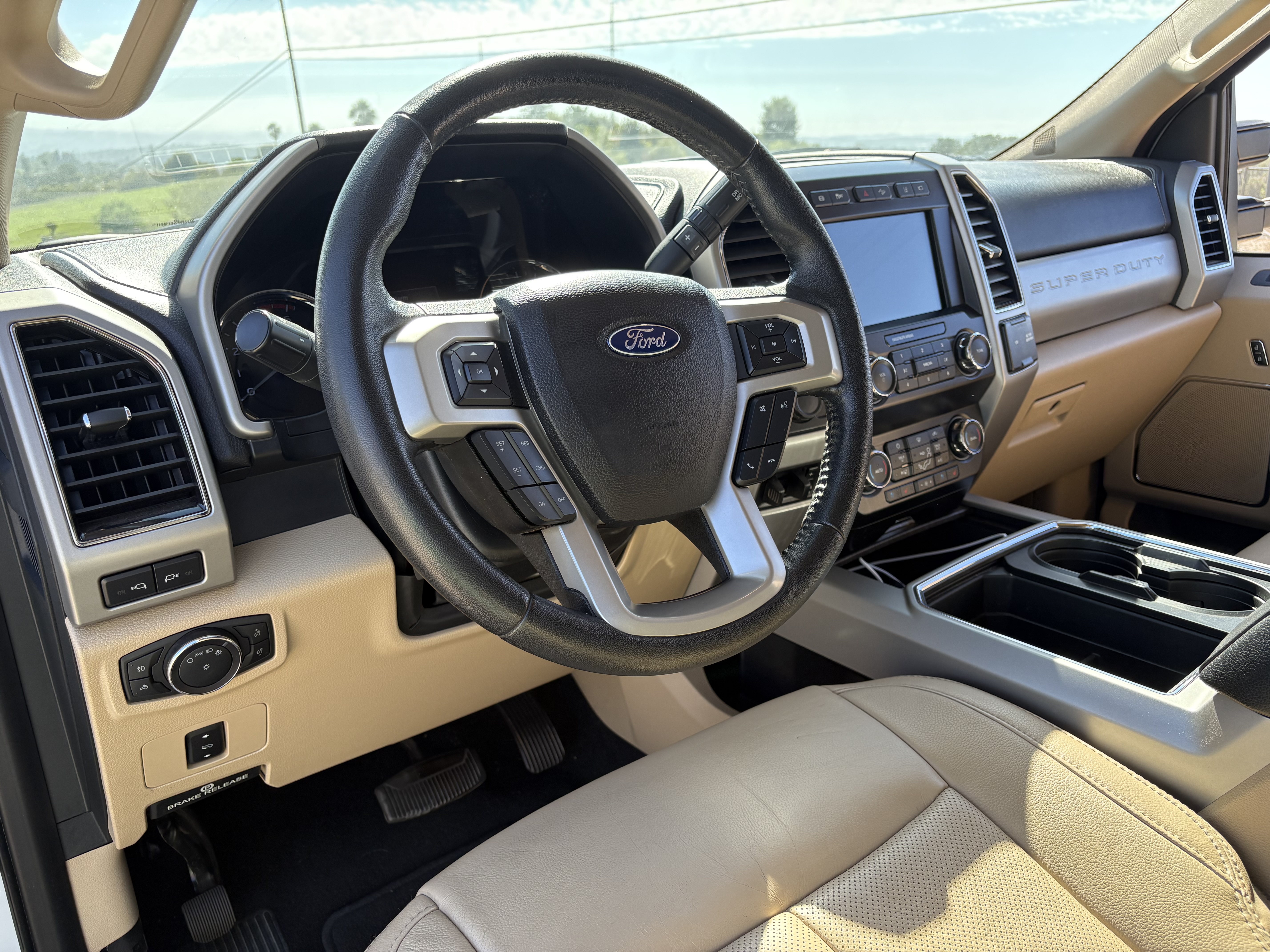 Used 2020 Ford F250 Lariat w/ Chrome Package AWD/4WD image 8