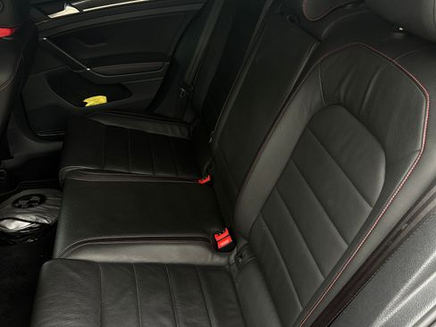Used 2017 Volkswagen GTI Autobahn FWD image 5