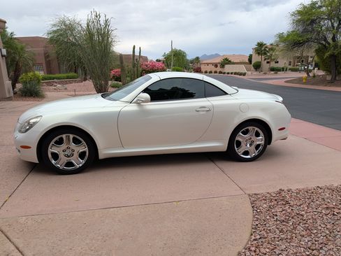Used 2006 Lexus SC 430 Convertible image 1