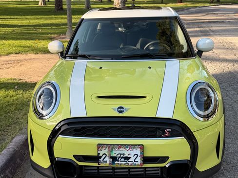 Used 2023 MINI Cooper S image 2
