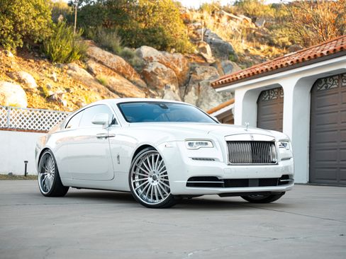 Used 2017 Rolls-Royce Wraith image 6
