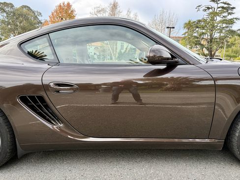 Used 2011 Porsche Cayman image 12