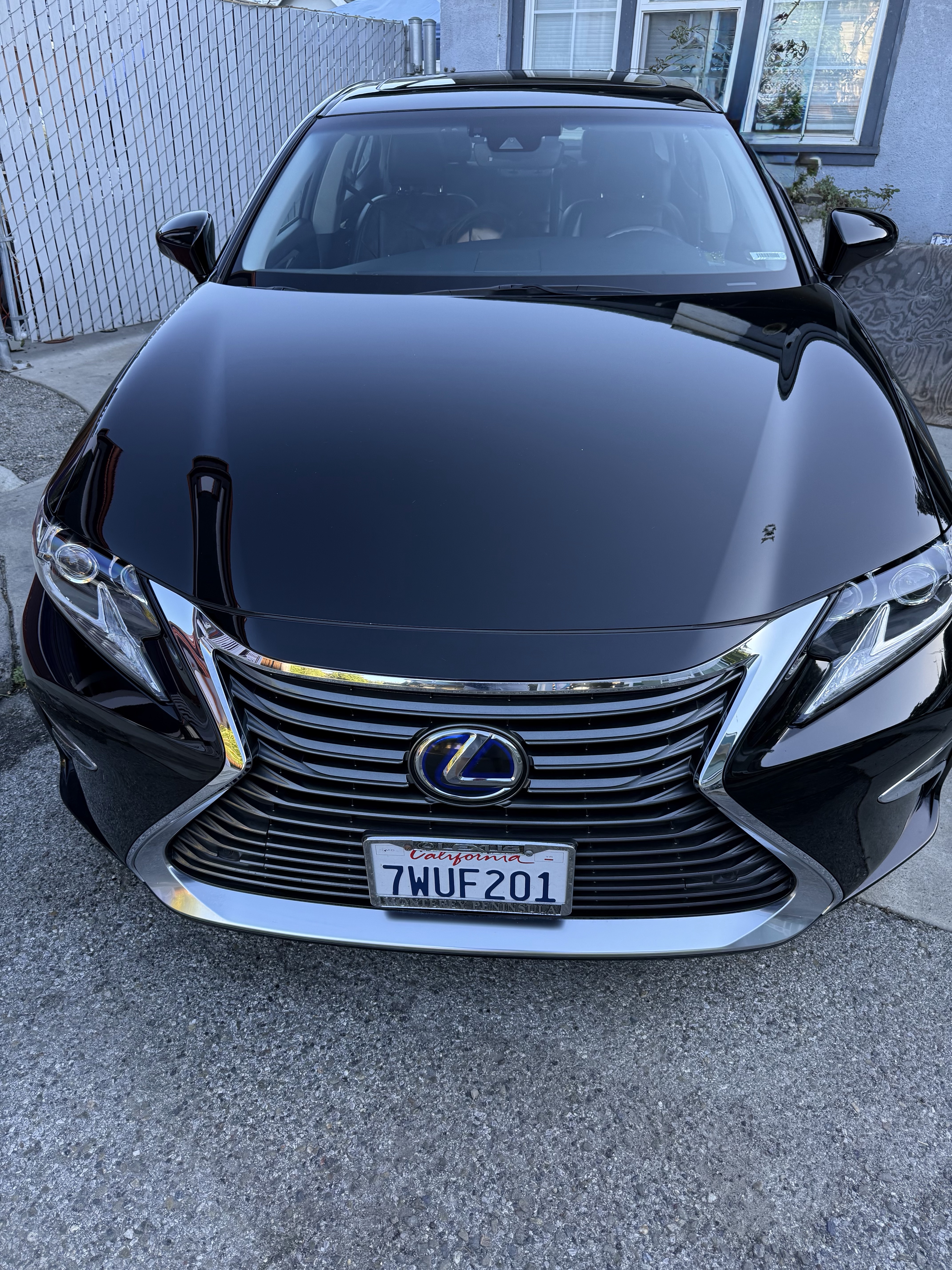 Used 2017 Lexus ES 300h w/ Luxury Package FWD image 5