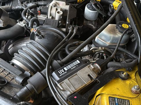 Used 2002 Chevrolet Monte Carlo SS w/ Pace Car Replica Pkg image 24