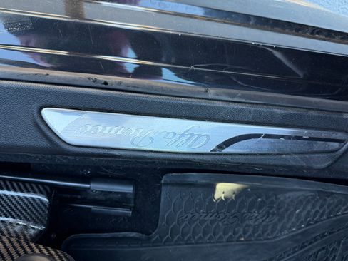 Used 2017 Alfa Romeo Giulia Quadrifoglio image 9