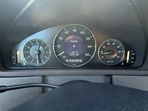 Used 2009 Mercedes-Benz CLK 350 Cabriolet image 12