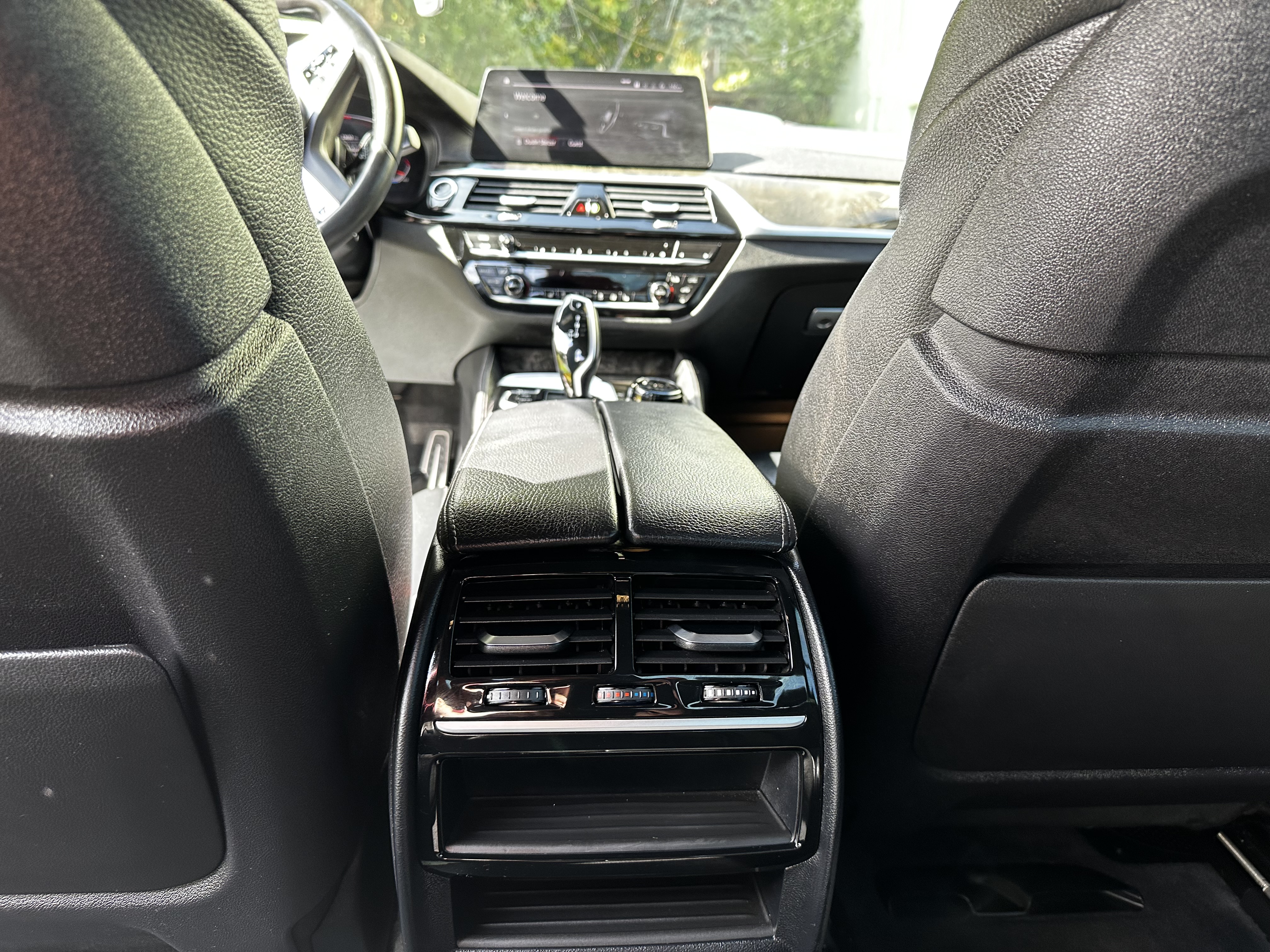 Used 2020 BMW 540i w/ M Sport Package RWD image 22