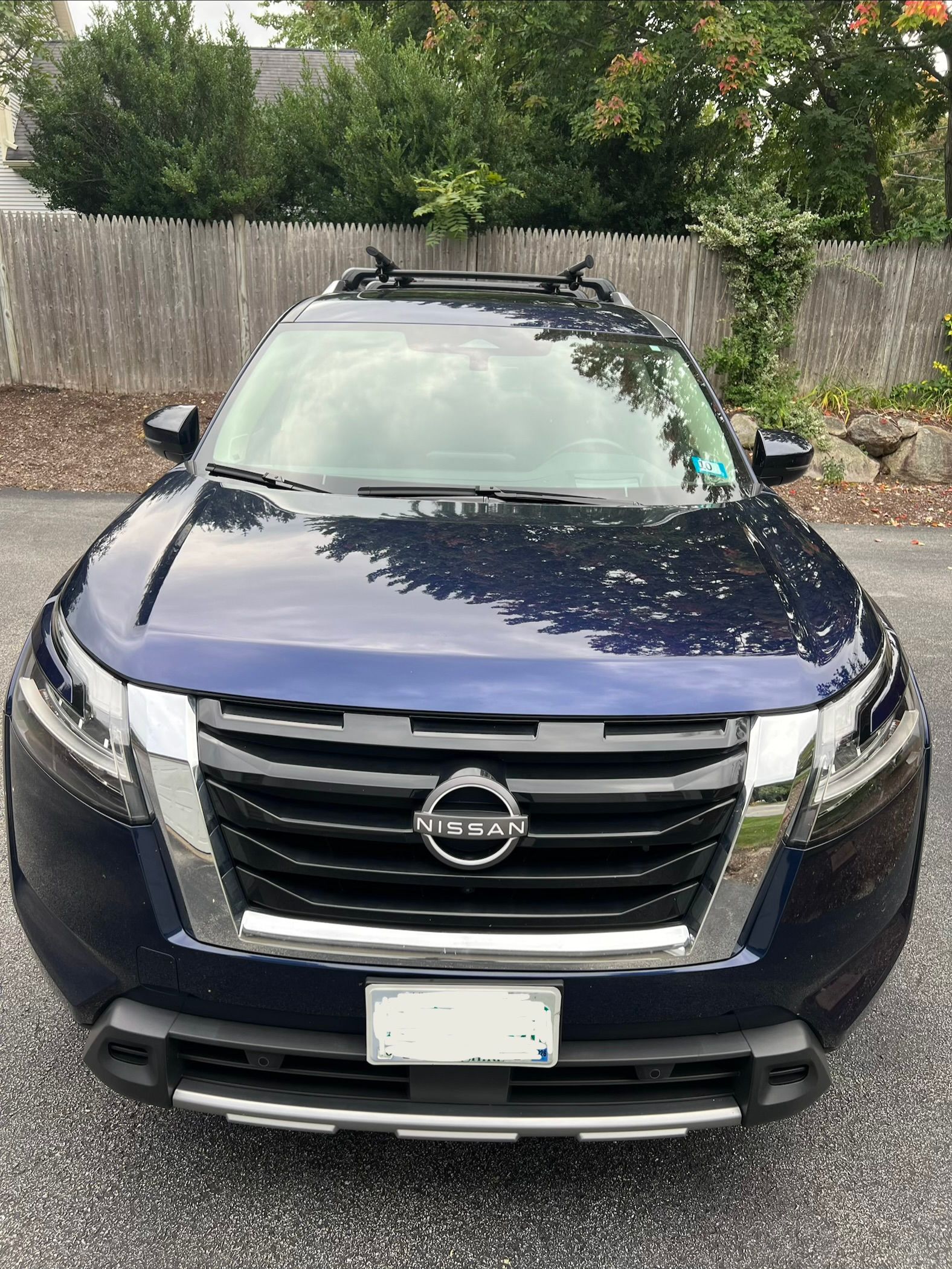 Used 2023 Nissan Pathfinder Platinum AWD/4WD image 4