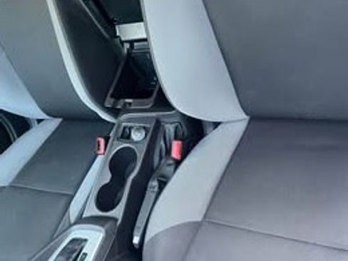Used 2014 Ford Focus SE FWD image 5
