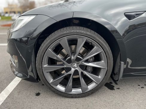 Used 2020 Tesla Model S Long Range Plus image 24