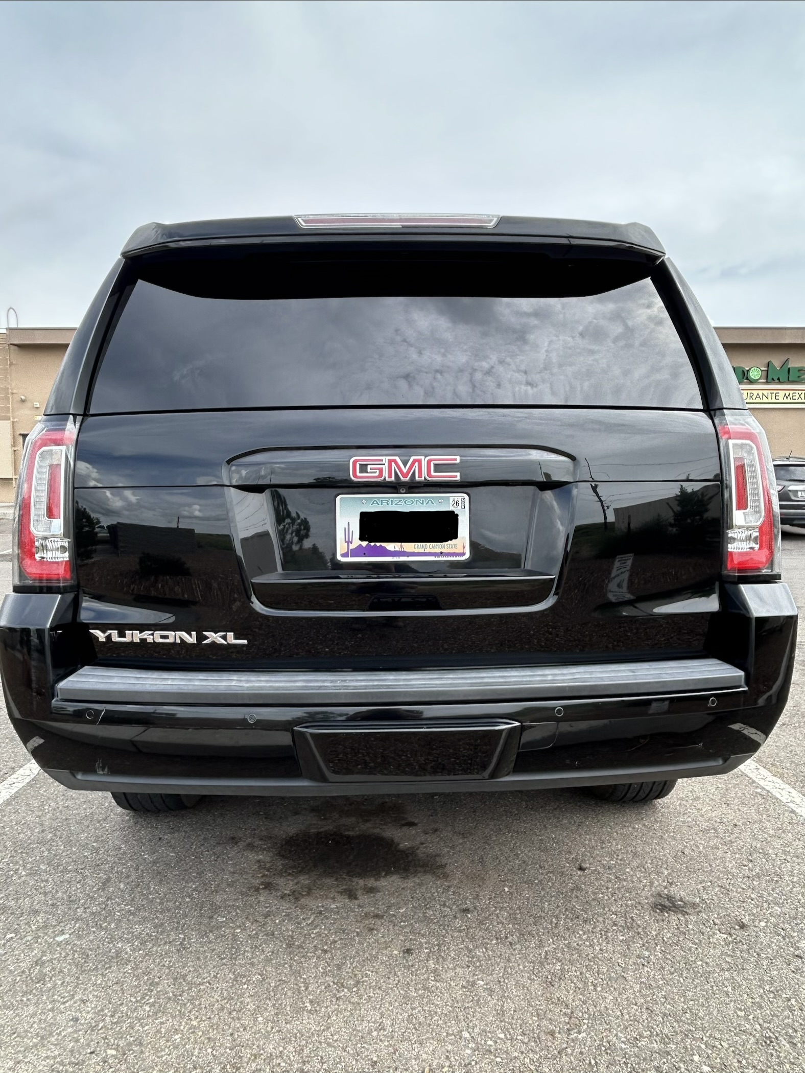 Used 2016 GMC Yukon XL SLE w/ Convenience Package RWD image 5