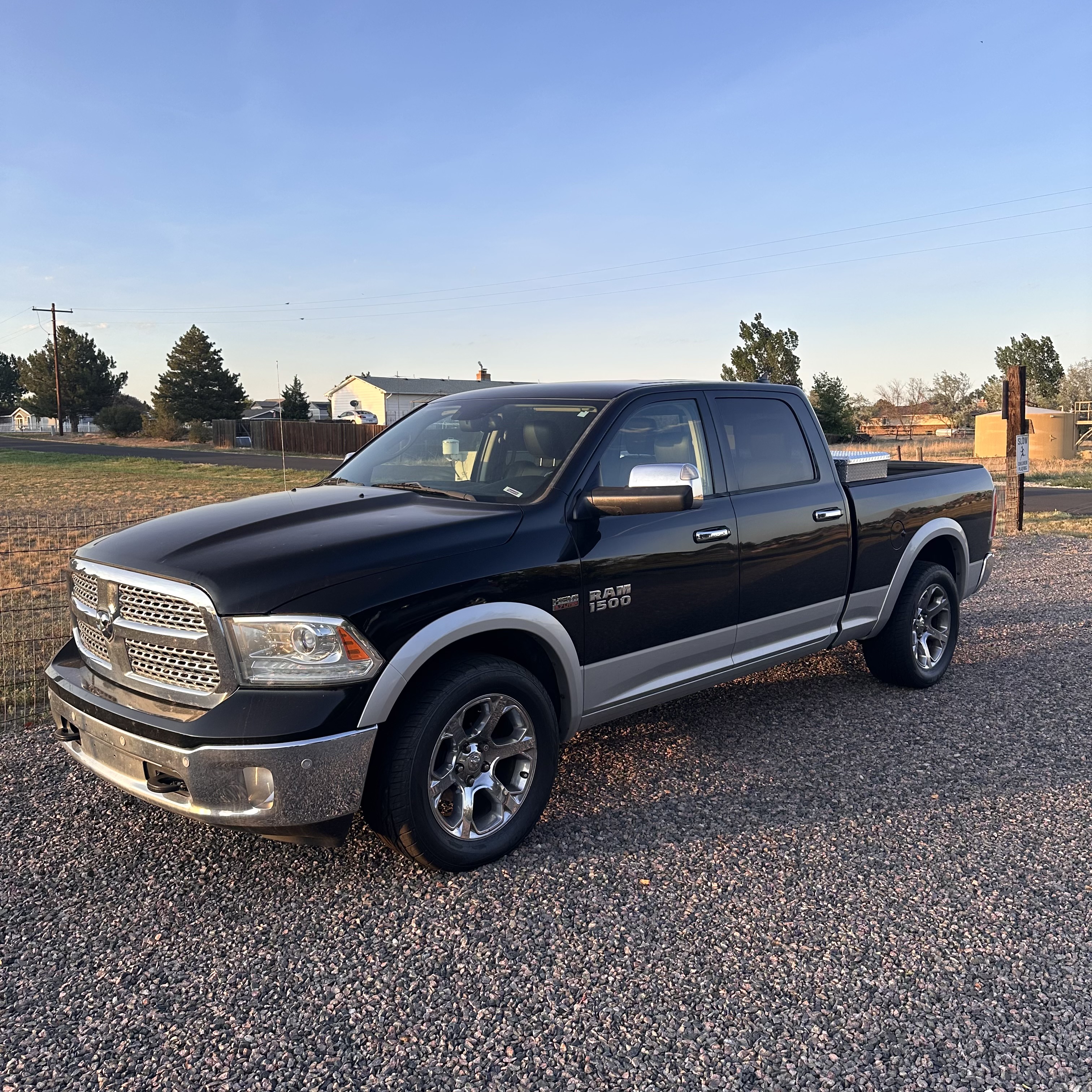 Used 2014 RAM 1500 Laramie w/ Convenience Group AWD/4WD image 1