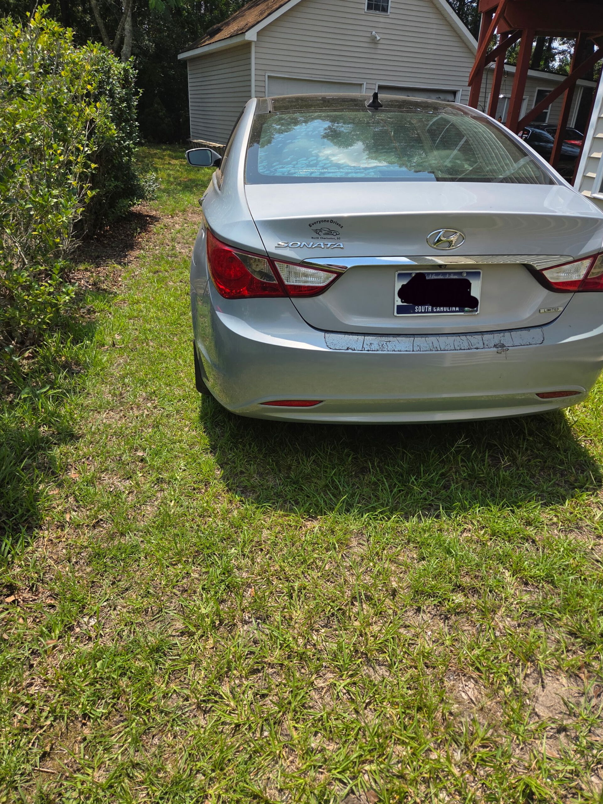 Used 2013 Hyundai Sonata Limited w/ Premium Pkg FWD image 2