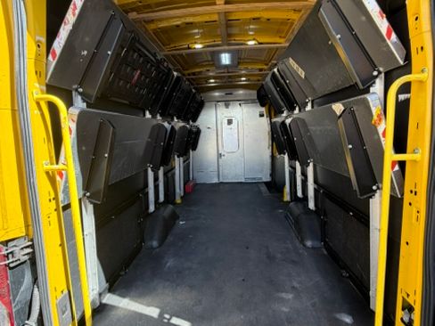 Used 2019 Ford Transit 250 148 High Roof Extended RWD image 6