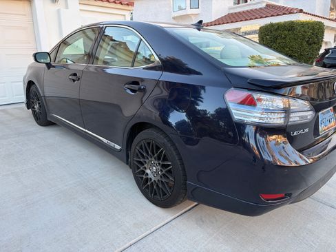 Used 2010 Lexus HS 250h image 2
