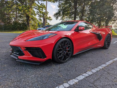 Used 2020 Chevrolet Corvette Stingray Preferred Cpe w/ 2LT Preferred Equipment Group image 1