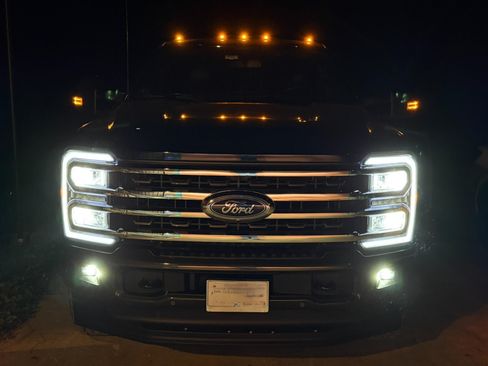 Used 2024 Ford F350 King Ranch image 31