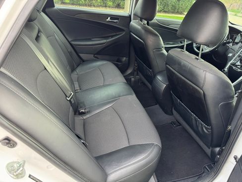 Used 2013 Hyundai Sonata SE FWD image 13