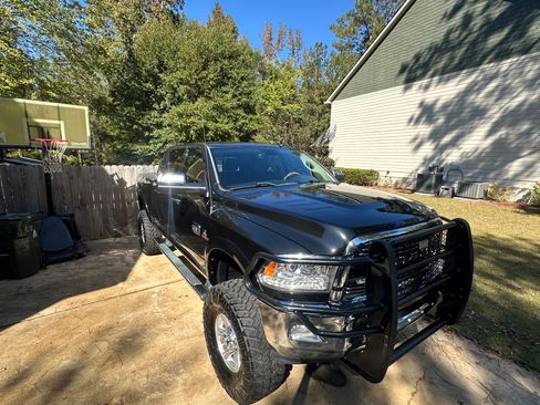 Used 2018 RAM 2500 Longhorn w/ Convenience Group image 5